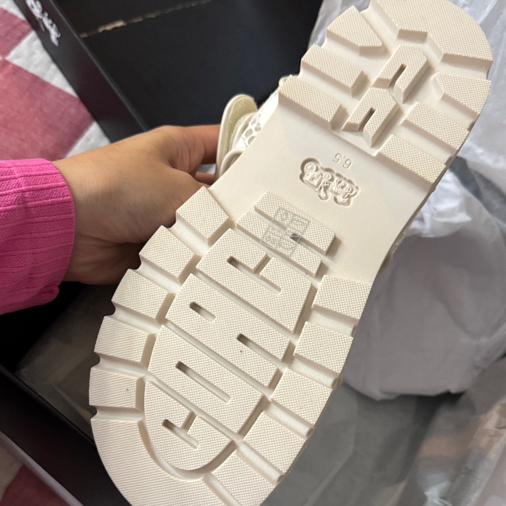Coach Cream Lace Platform Sandals - Picture 2 of 4